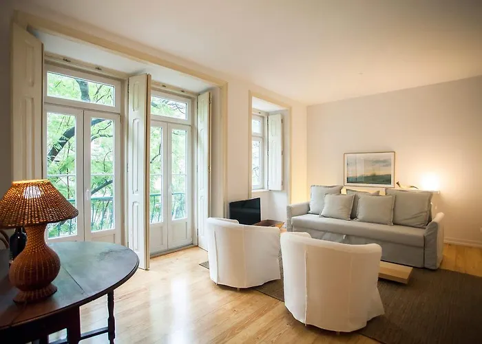 شقة Elegance & Charm By Lovelystay Lisboa